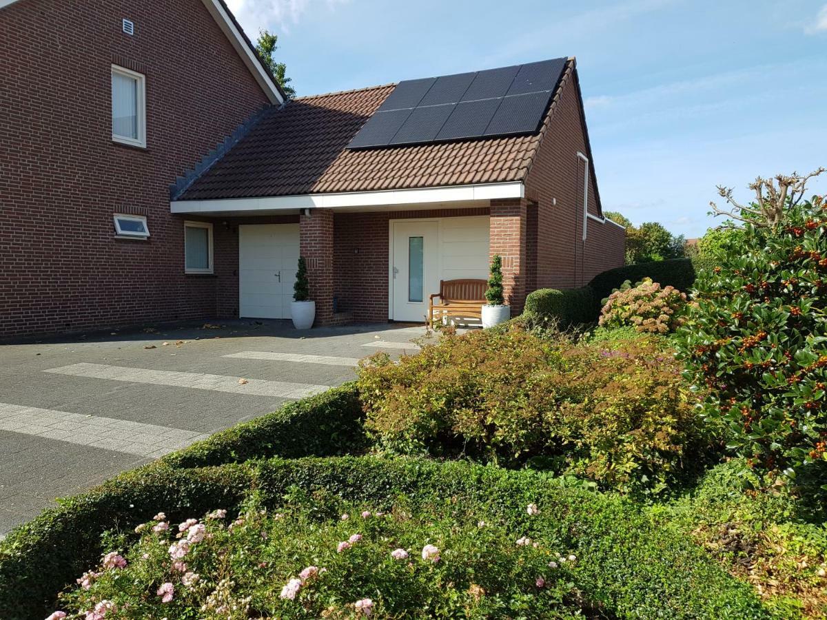 Het Gildehuis Met Sauna En Jacuzzi Stevensweert Zewnętrze zdjęcie